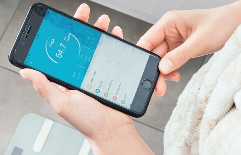 Povežite vagu s vašim pametnim telefonom Povežite vagu s vašim pametnim telefonom
