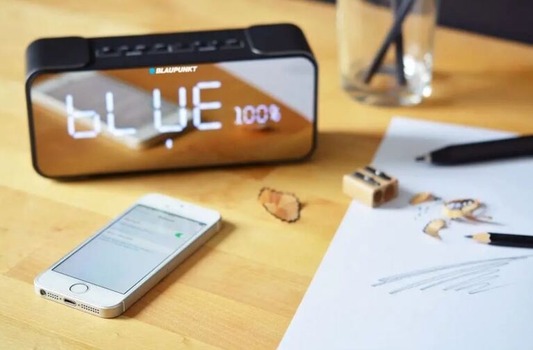 Bilo gdje i bilo kada, svoju omiljenu glazbu uvijek možete imati sa sobom. Bilo gdje i bilo kada, svoju omiljenu glazbu uvijek možete imati sa sobom.